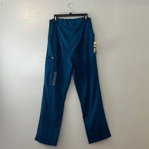 Maturity Scrubs Medium Wonder Works